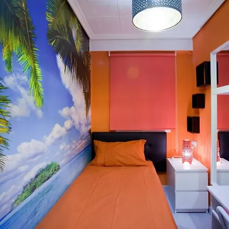 Lägenhet 4-bed Sleeps 7 Free Parking